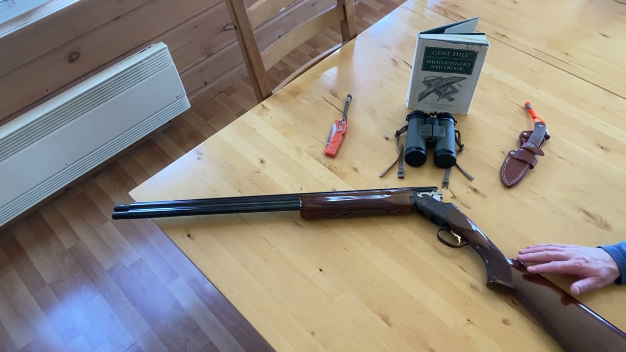 Ружье Browning Citori с вертикальным расположением стволов 20-го калибра для охоты в горной местности!