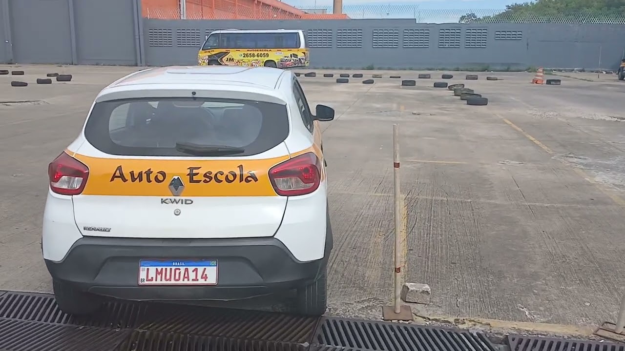 treinamento completo área de prova prática Detran RJ atacadão de belforoxo.
