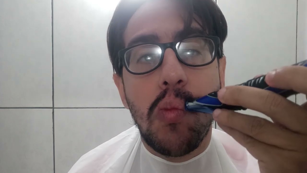 ASMR💈Aparando a barba com a Gillette styler proglide.#asmr #barba #gillette #andre #estilo