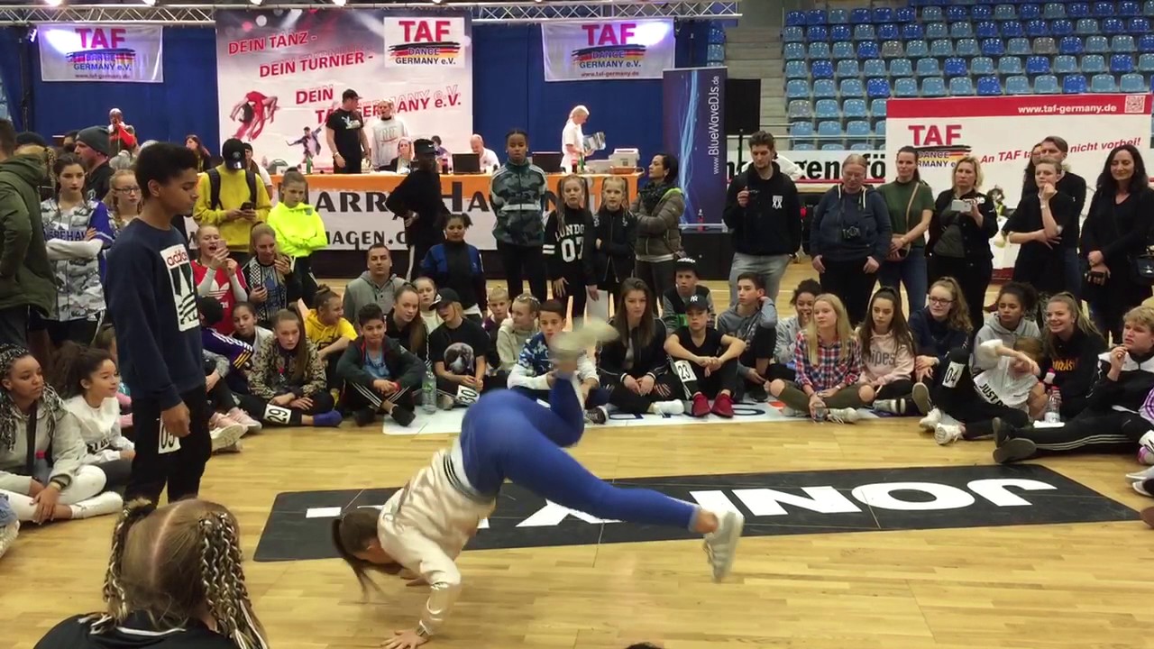 Jannike Köhler vs. Camillo, Junioren Battles, TAF Deutschlandcup 2016 in Bietigheim-Bissingen