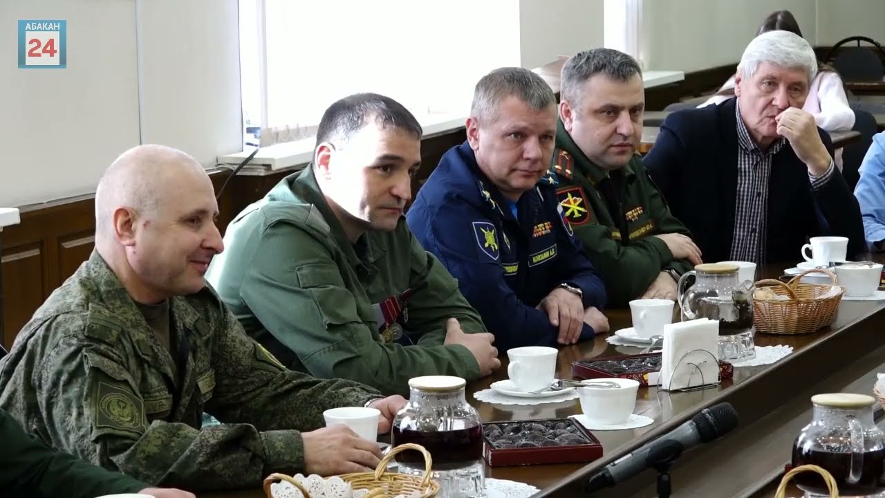 Патриотизм, верность долгу и присяге: ветераны Афгана и СВО стали гостями мэрии столицы Хакасии