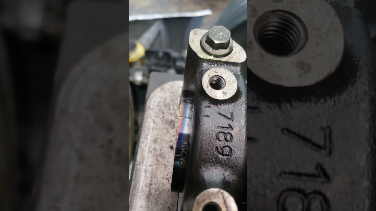 Volvo D16 valve adjustment.