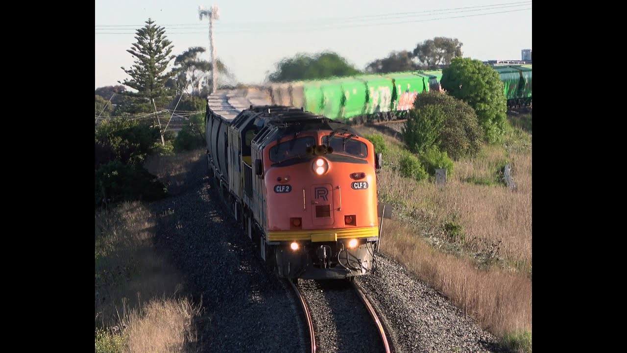 A 40 MINUTE VISIT to Jacana Railway Station - Weekday Morning Peak