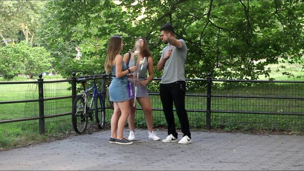 Easiest Way to A Girl's Heart | أسهل طريقة للخروج مع البنت