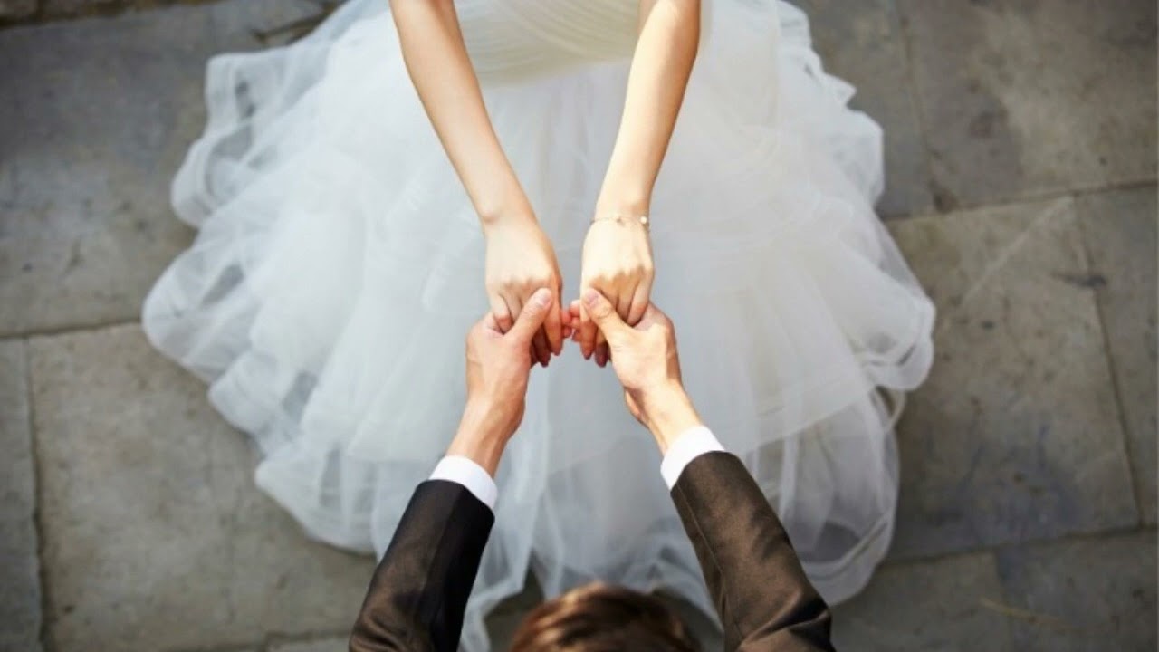 Can't Help Falling in Love (shorter version) - Elvis Presley | shorter version for the wedding dance