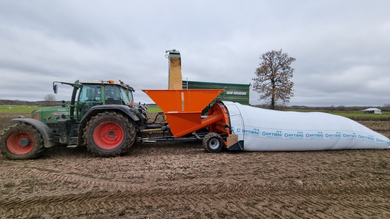 Pakowanie kukurydzy w rękawy foliowe | Awaria w 828 i nocne prace kukurydziane 🌜🌽