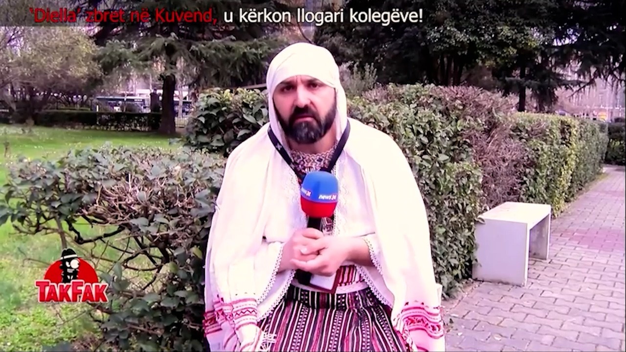 ‘Diella’ kapërcen gardhin e Kuvendit, takon Doktorin dhe kolegët e PS-së