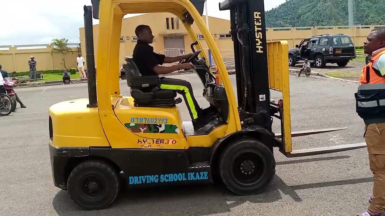 Category F: Paci Kagare🚲🚲🚲 Nyuma yo gukora ibitangaza kw' igare nawe aje kwiga imashini 🚲🚜