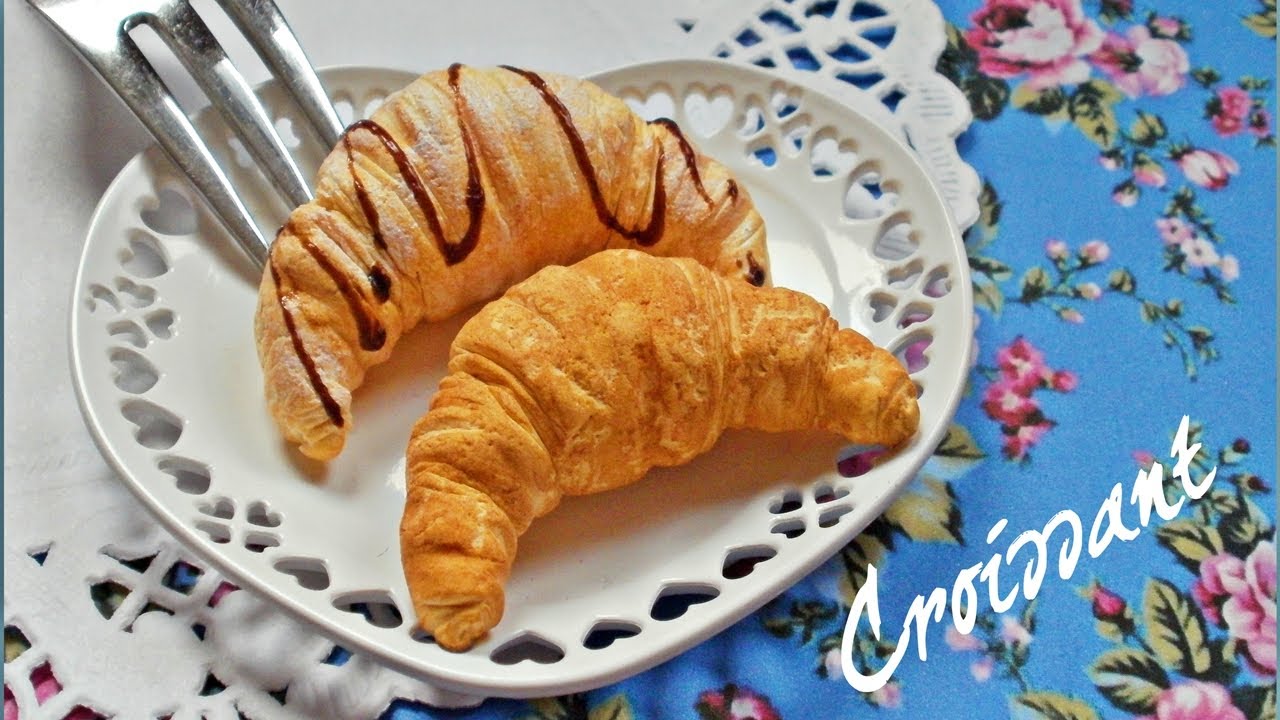 (Air Dry Clay) Tutorial 10 - Croissant
