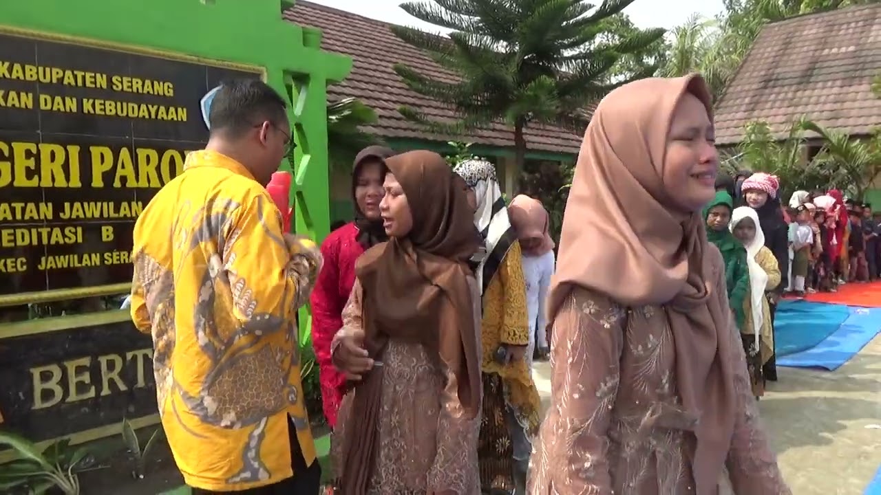 Perpisahan dengan Pak Rifa Kurnia pindah tugas ke SDN Sukamanah Kec.Tunjung Teja Kab.Serang