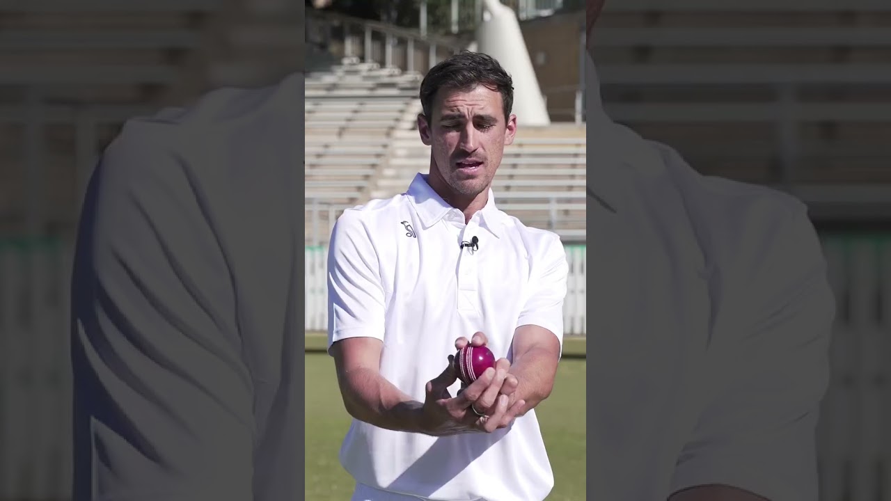Как Митчелл Старк подаёт идеальный ин-свингер | Kookaburra Cricket