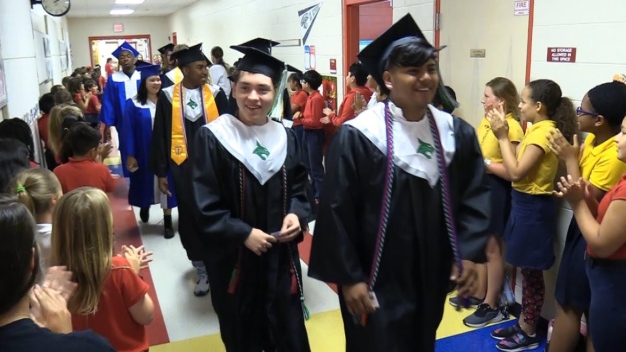 Special Graduation Walk 🎓