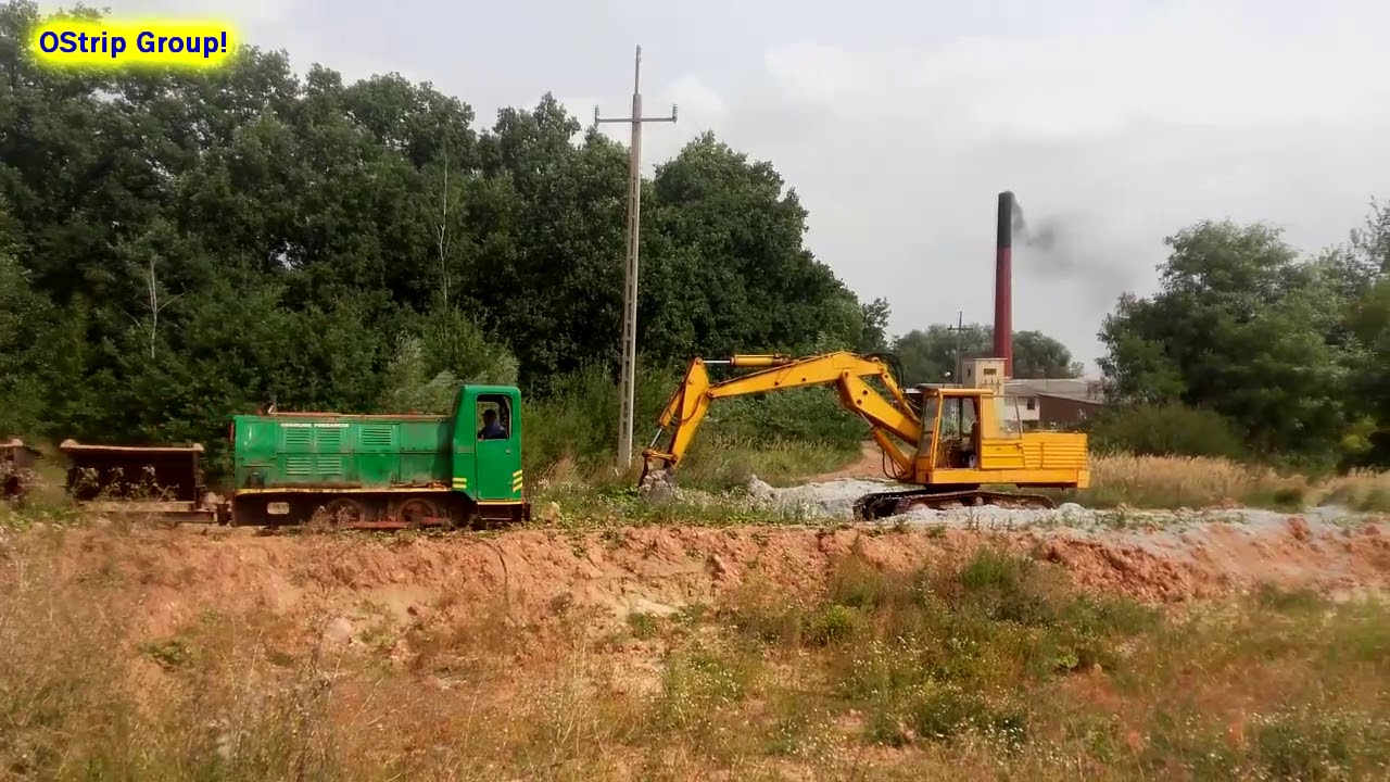 Kolejka wąskotorowa Cegielni Podzamcze WLs40 z kolebami #20170825