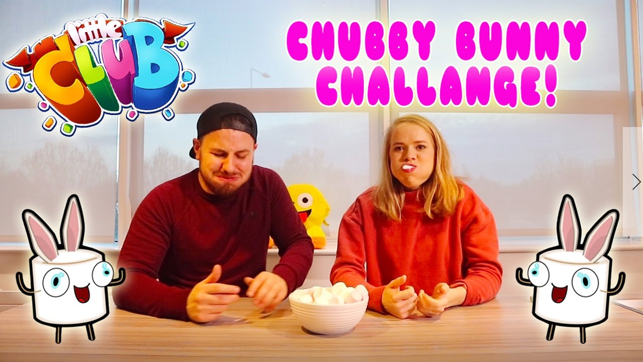 CHUBBY BUNNY CHALLANGE w/ LITTLE ALLY - Minecraft Vlog