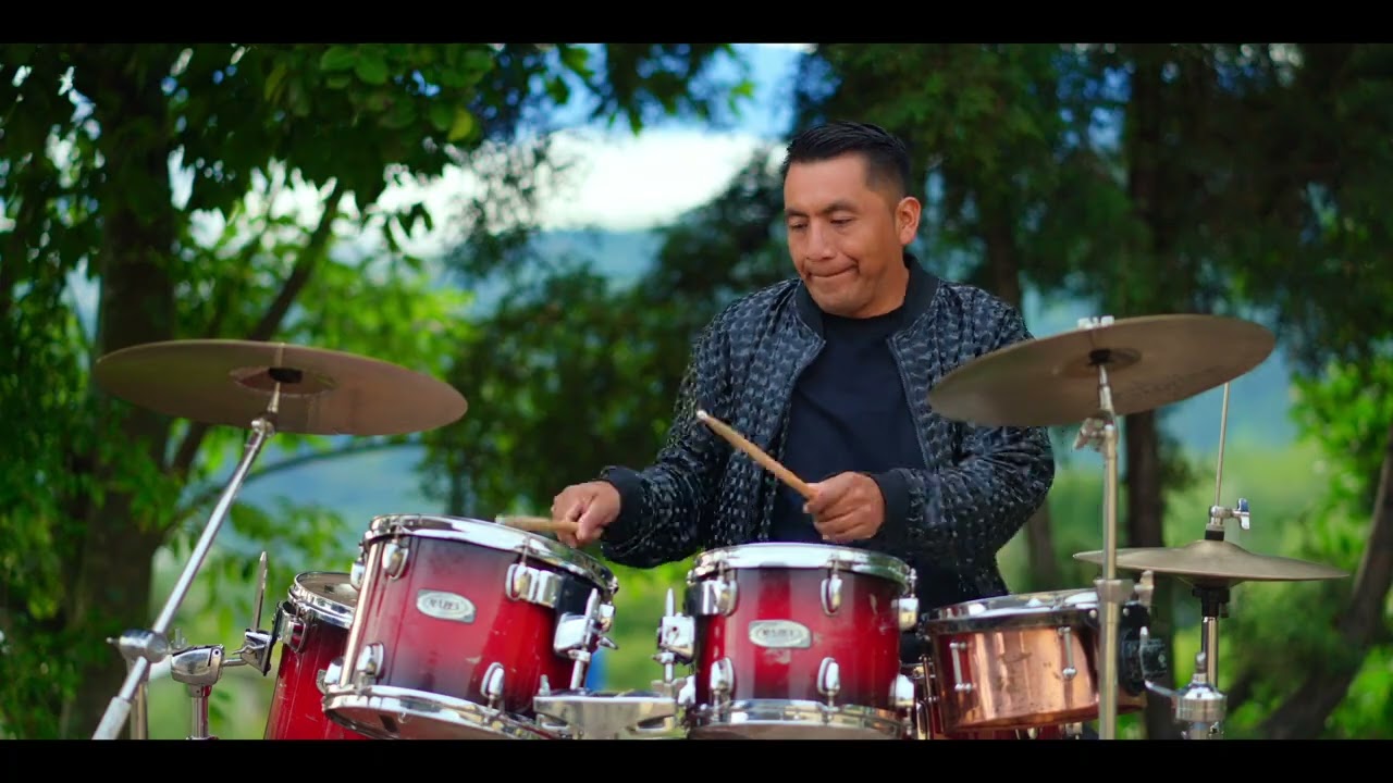 EL GAVILUCHO- GRUPO FEROZ DE TIERRA DE NUBES