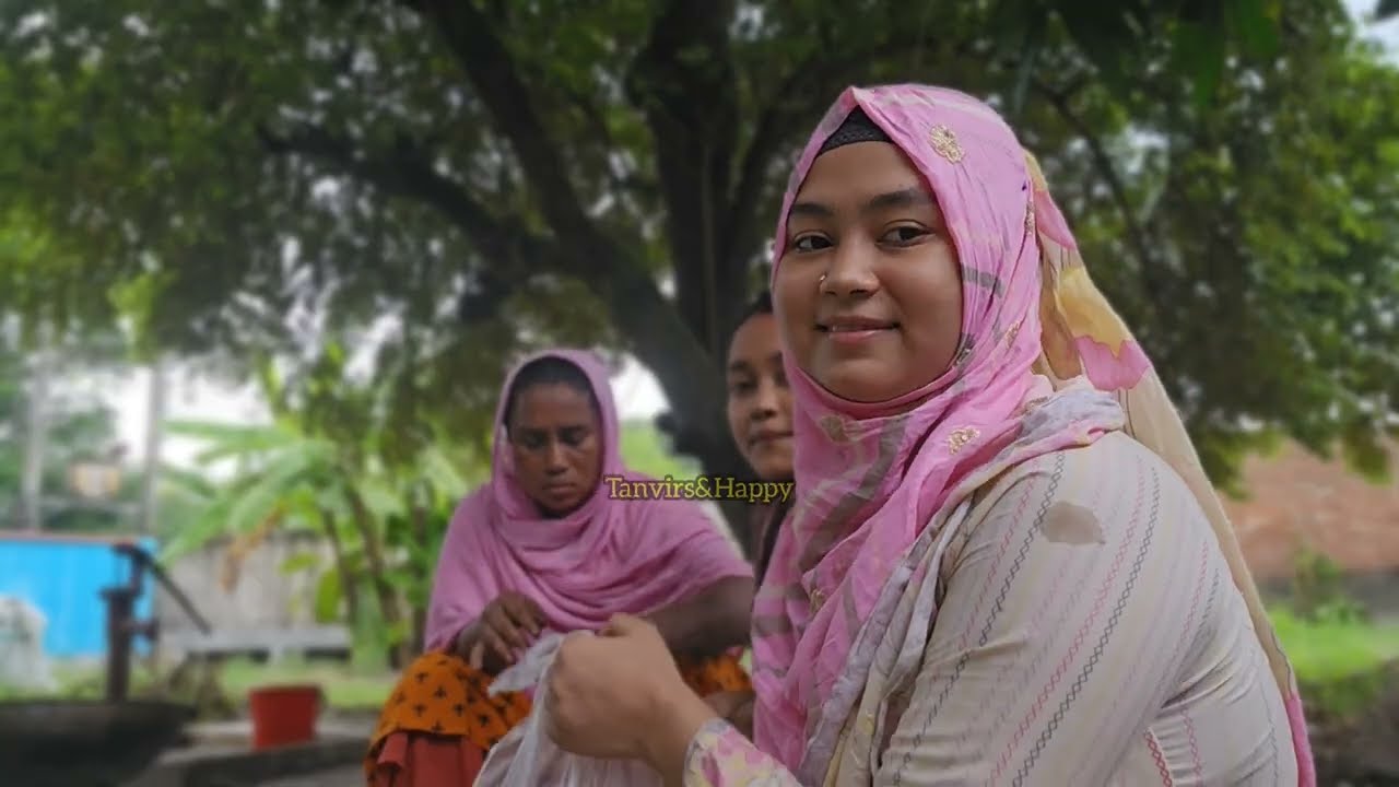 কলাপাতার নিচে পিকনিক করলাম কিছুক্ষণের জন্য ছোটবেলায় ফিরে গিয়েছিলাম 