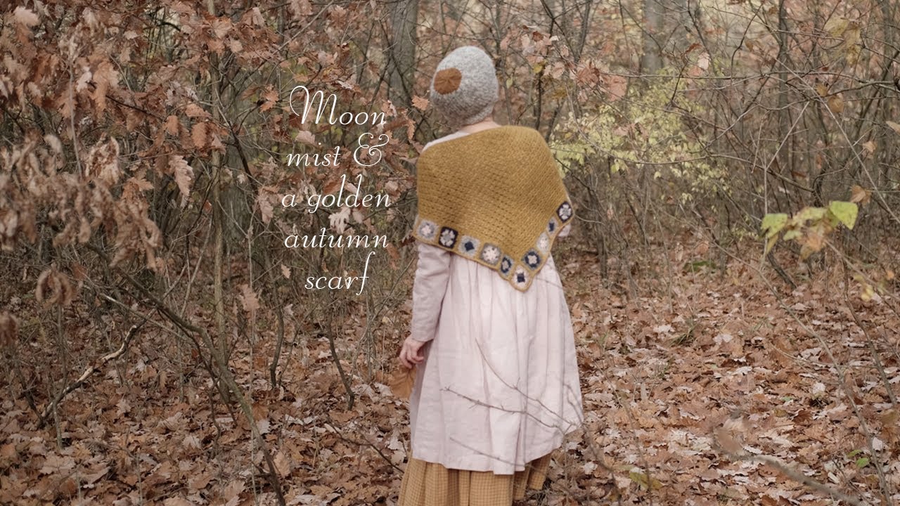 Moon, mist & a golden autumn scarf