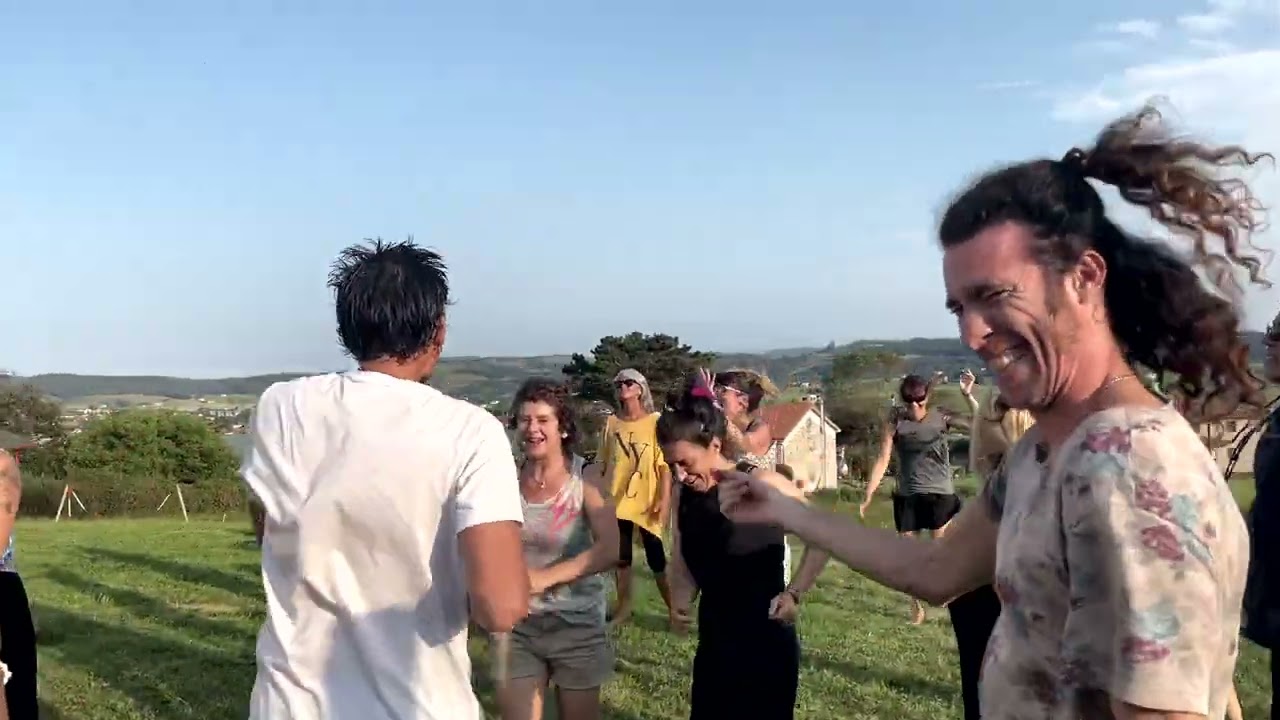 ¿Qué es una ecstatic dance? Extáticos