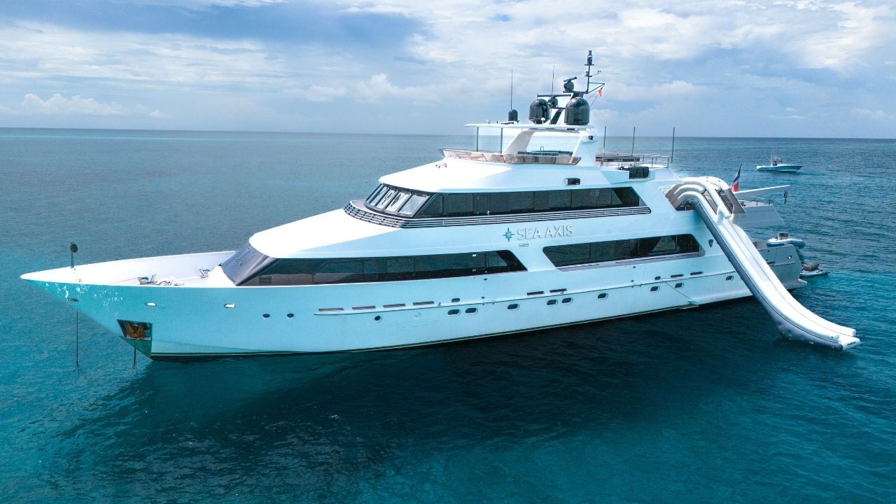 Inside the 125’ Heesen SEA AXIS | Luxury Superyacht Tour