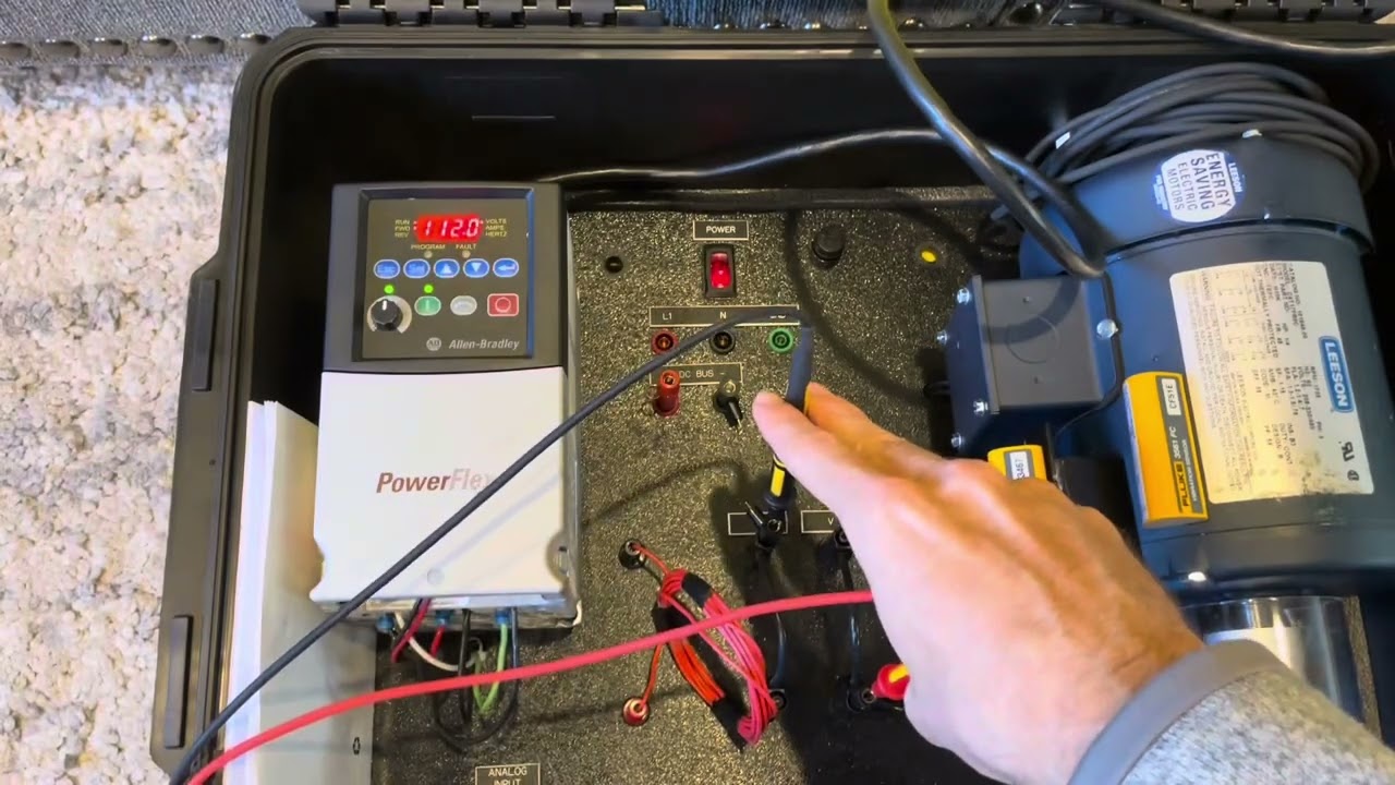 How to measure frequency on VFD - Fluke Fridays - Episode 121