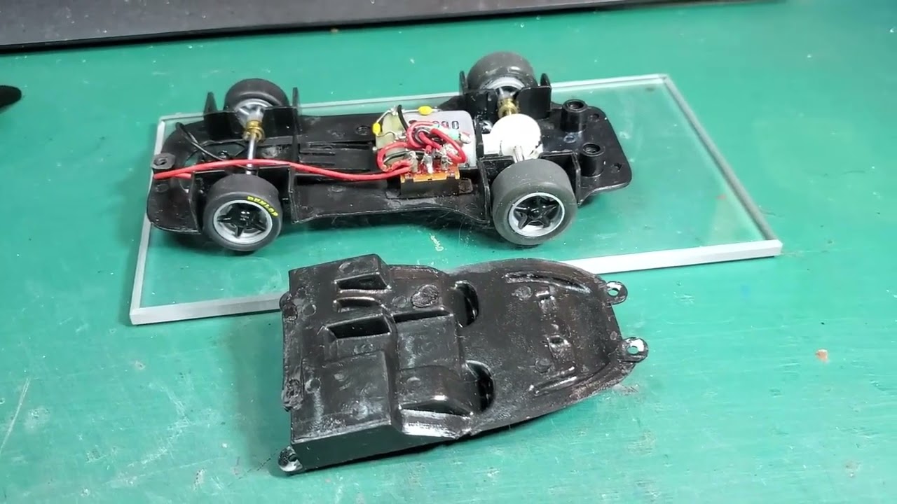 1/32 Slot Car Porsche 911 RSR Turbo Tweak