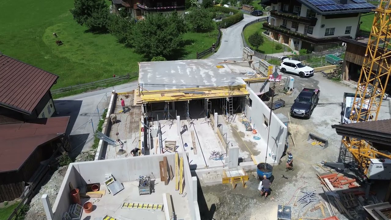 Baustellenbericht: Neues Stallgebäude beim Pirchnergut in Bad Hofgastein - Laderding 20. 06. 2025