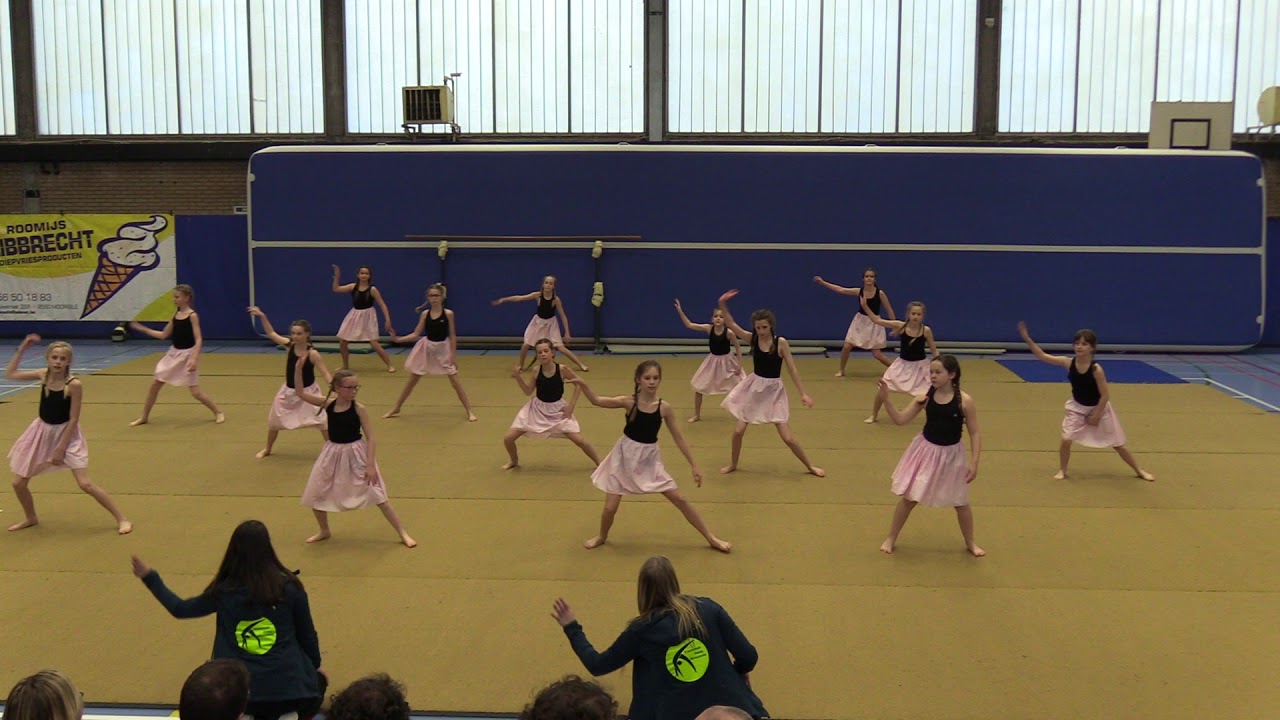 Turnclub Jong Moorsele Turnfeest 2019 5e - 6e leerjaar meisjes