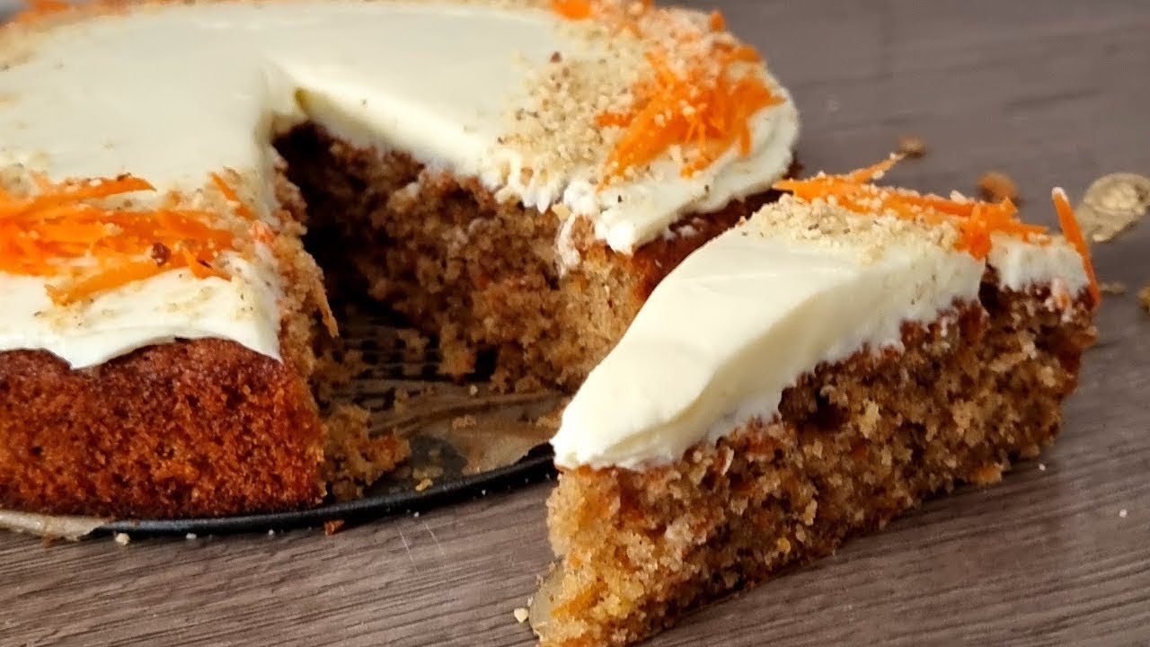 Saftigster Karotten-Haselnuss-Kuchen 🥕🌰 Mit cremigem Topping