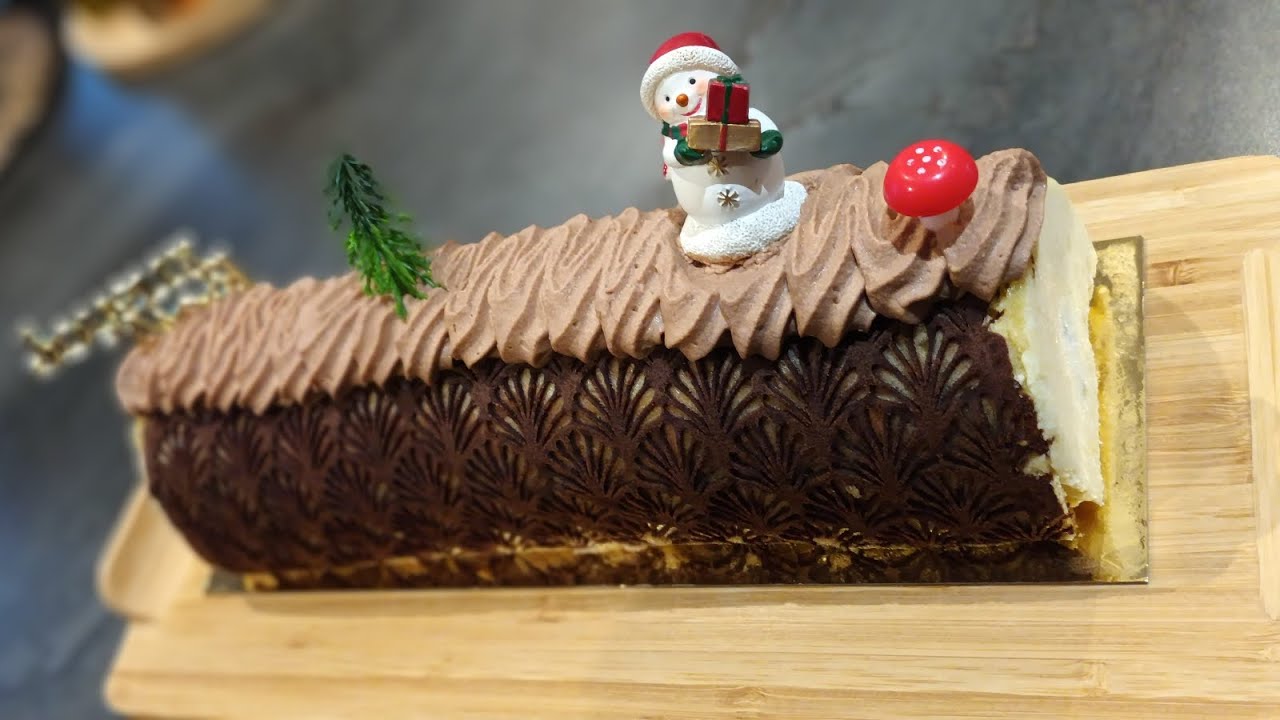 Bûche poire caramel aux saveurs OPDÉLICES