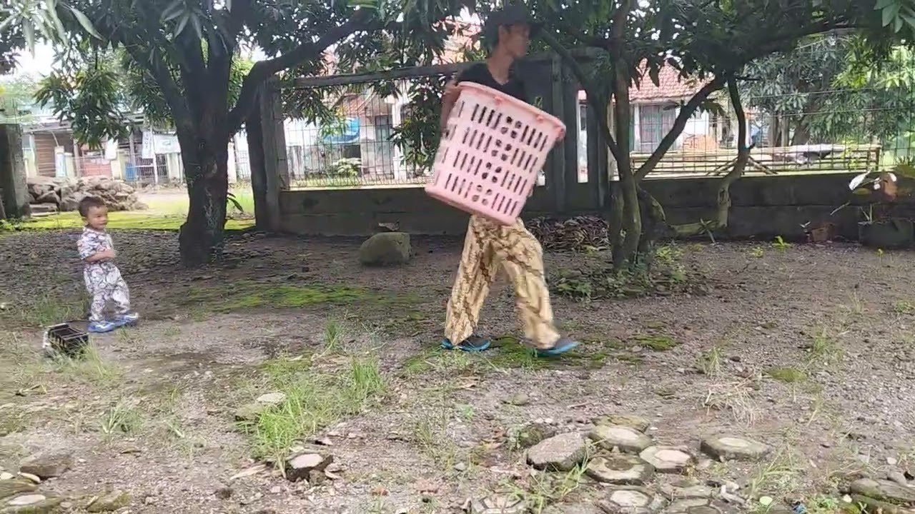 bagian 1 pembersih rumah