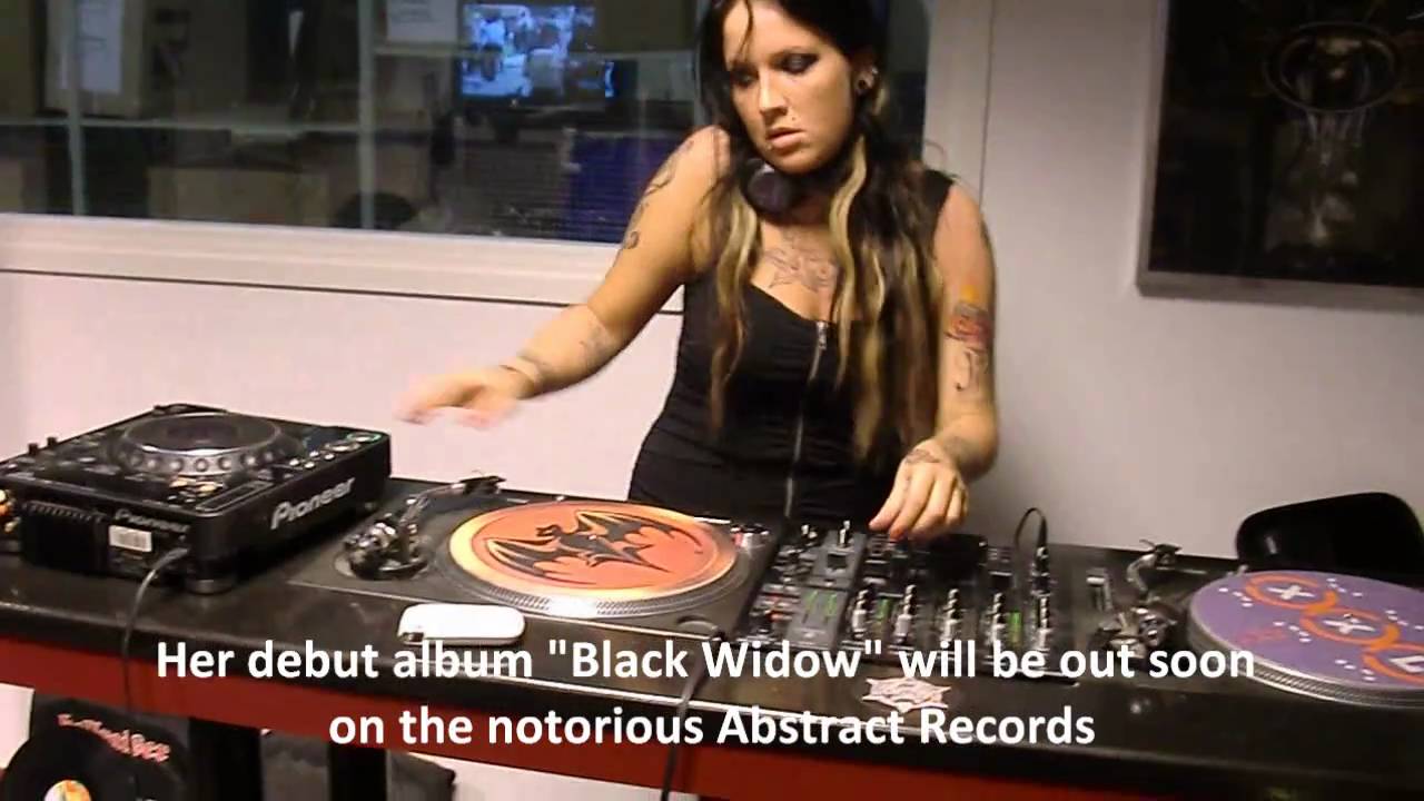 MOH Radio Live - Syndicate special with DaY-már and a game of fussball!