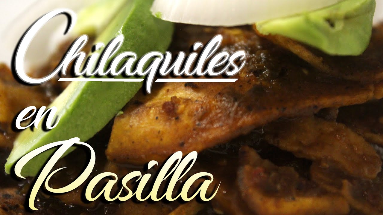 Chilaquiles en salsa pasilla: deliciosa comida vegana