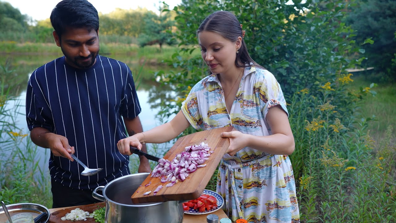 We’d lots of fun cooking Indian village food! 🇮🇳
