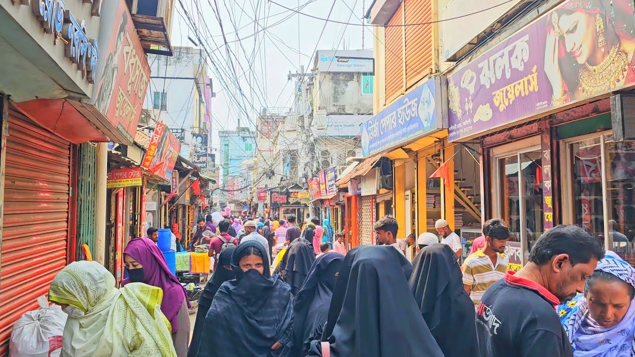 নরসিংদী শহর ঘুরে ঈদ কেনাকাটা ও উৎসবের আমেজ | নরসিংদী কালিবাজার | Narsingdi Eid Shopping Vlog 🛍