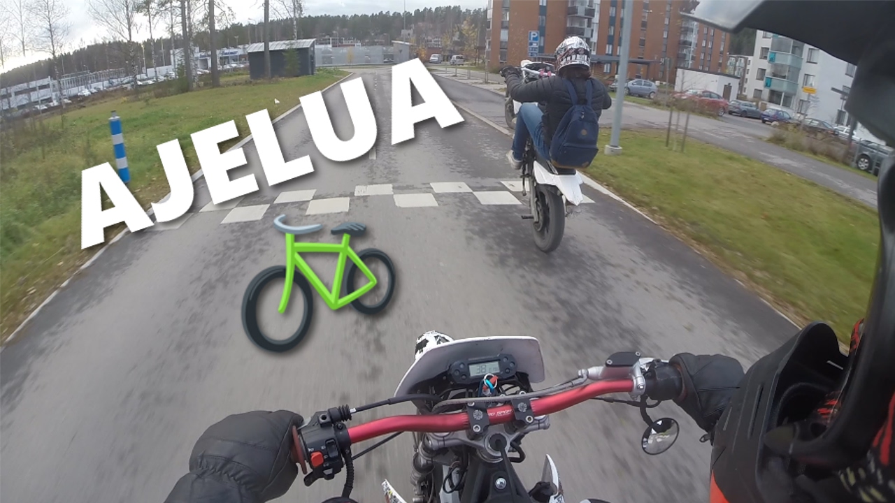 Ajelua & Vähän keulaa (Rieju MRT, Derbi DRD