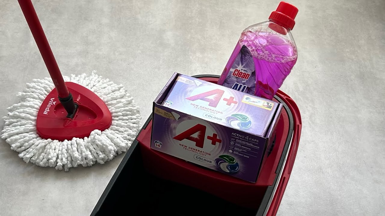 🫧🧹 It’s time for some sudsy scrubbing! 🛁