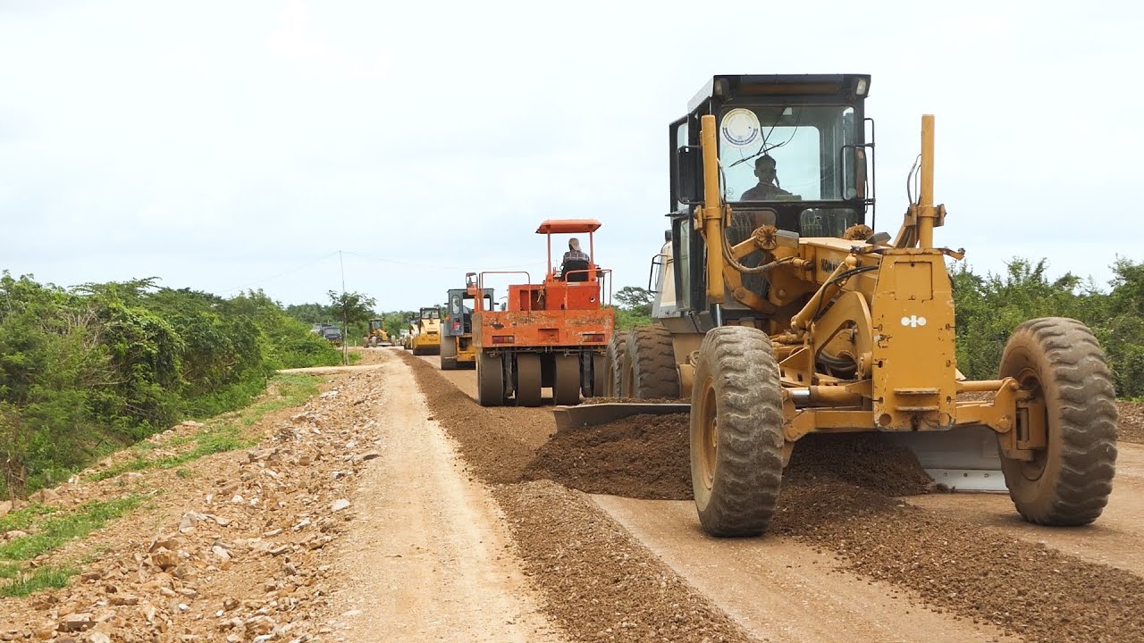 How To Process Of Building Road Foundations In The Province Using Modern Machinery Group Techniques