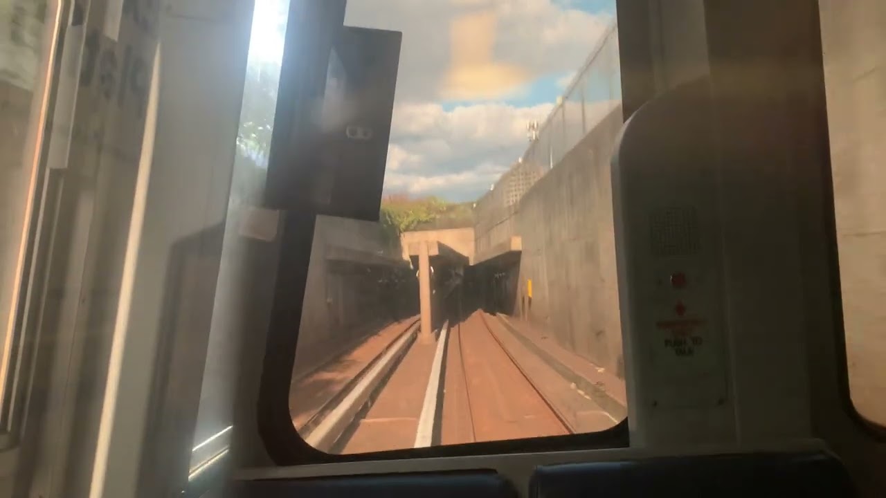 Wmata Metrorail Silver Line 6000 Series ride East Falls Church to Clarendon