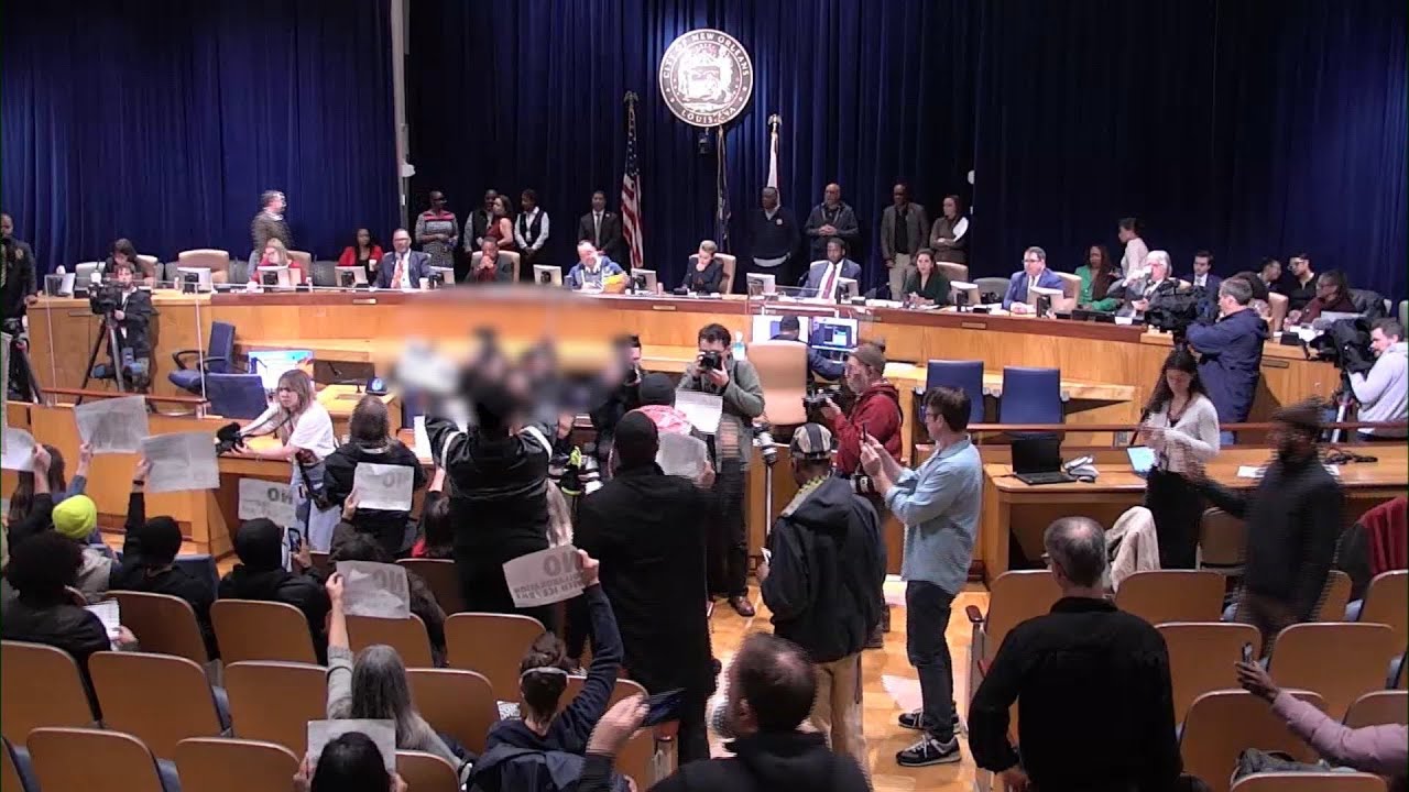 Border Patrol protest breaks out in New Orleans City Council chambers