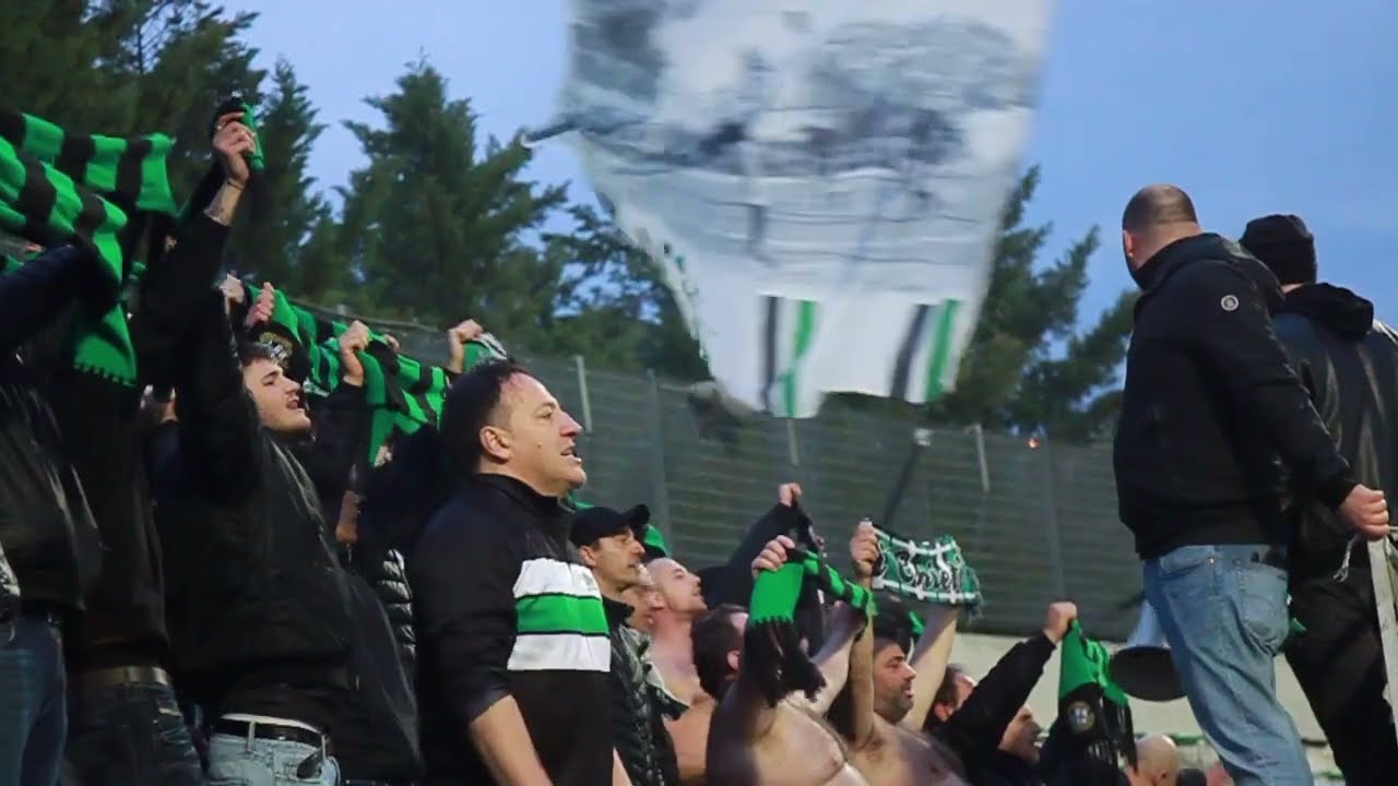 Chieti mai domi. La dura vita dell’ultras di serie D 🟢⚫️