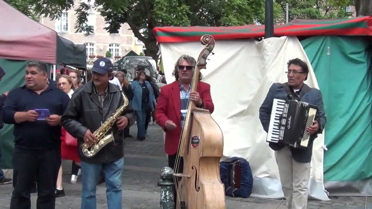ROXYR BAND, a Romanian Street Band plays a Greek Song, Bruxelles 9.06.2012