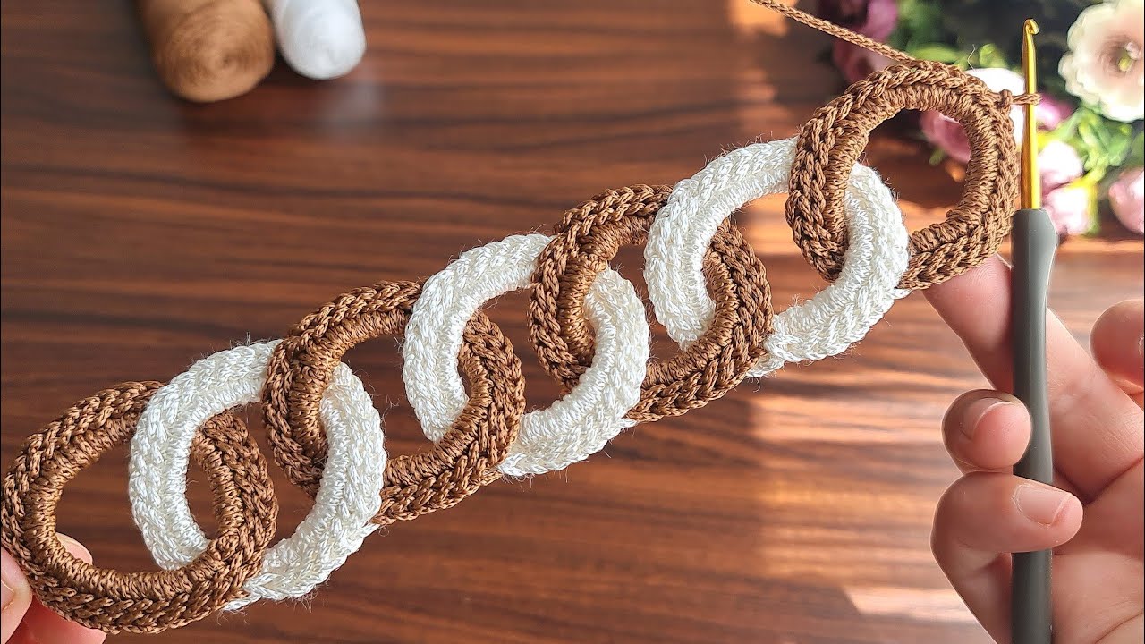 Wow!.. New perfect desing Crochet / Super very easy very useful brown and White Color Crochet Model