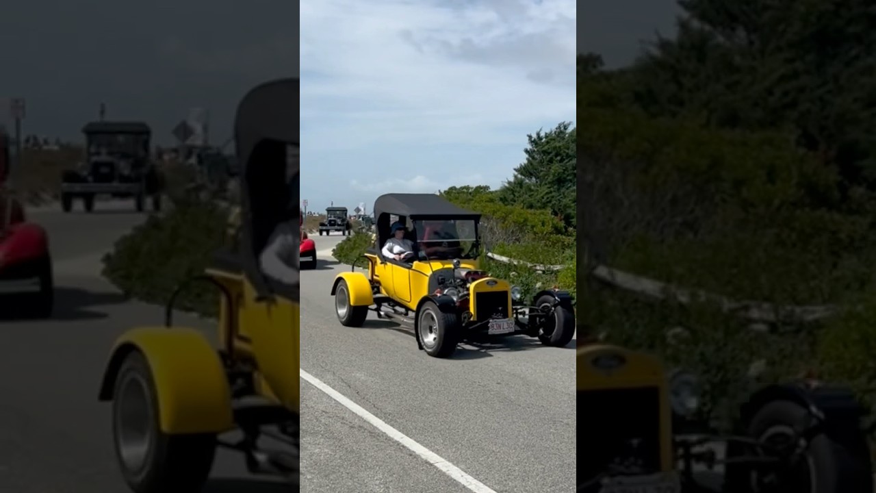 Antique Car Parade #capecod #antiquecars  #classic