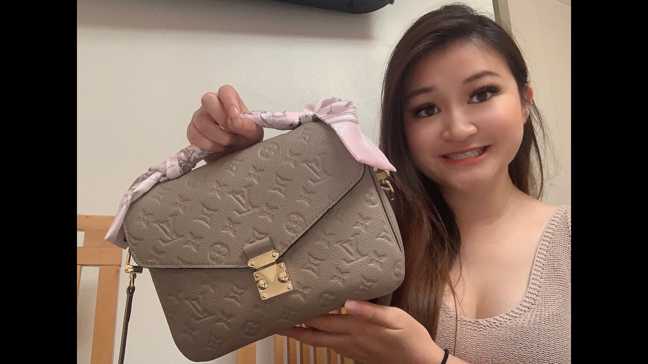 Louis Vuitton Pochette Métis Empreinte Tourterelle + Whats In My Bag