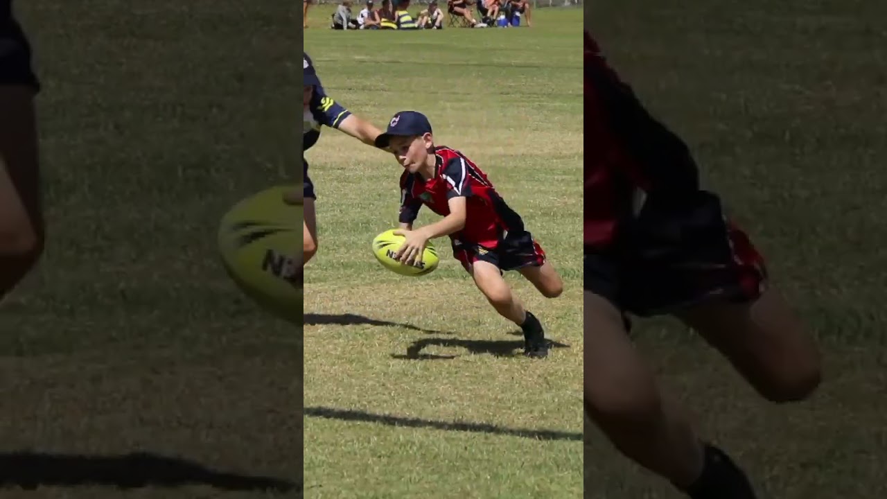 Big dive!! 🐍 #touchfooty #shorts