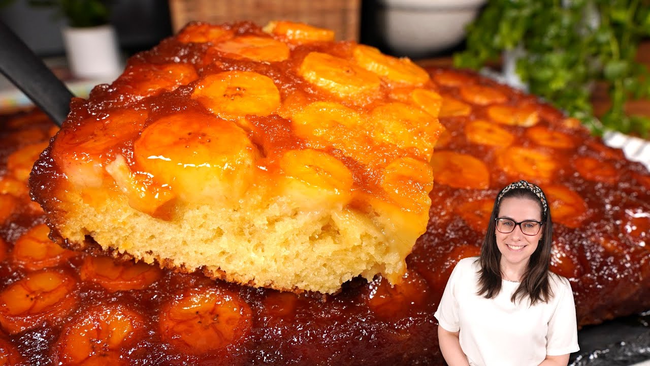 Bolo de banana com caramelo fofinho e fácil de fazer! Bolo de banana economico