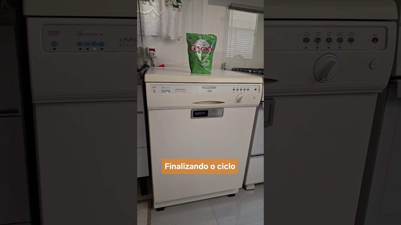 Lava louças Brastemp Clean Electronic 12 serviços BLE24B (1996). Programa pesado 70⁰c