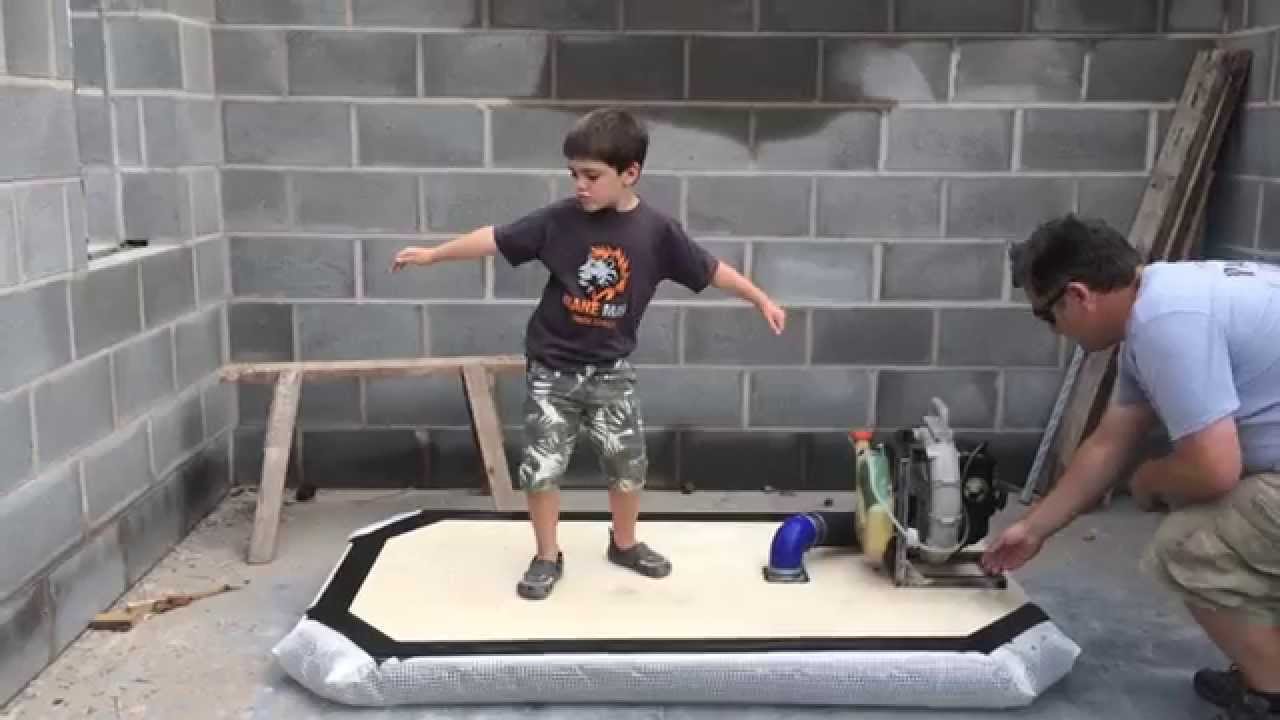 Freddie Bennett's home made Hovercraft