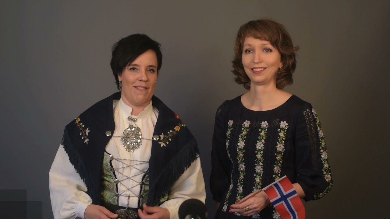 Norske tradisjoner.17 mai. Bunad. The Norwegian folk dress