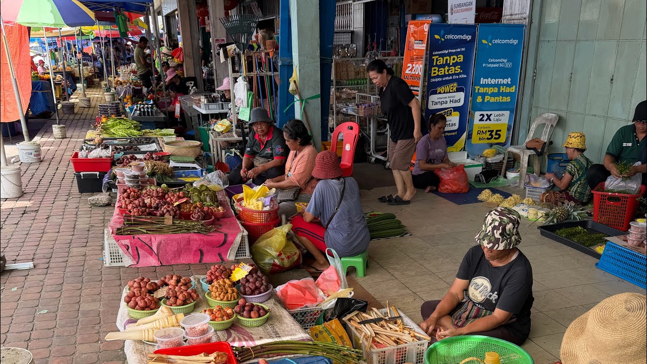 TAMU PEKAN LACHAU SIMANGGANG SARAWAK // PEKAN YANG TERKENAL DENGAN BALUR DAN SAYURAN SEGAR // 